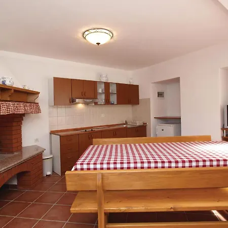 Apartament 2 Bedroom Awesome In *