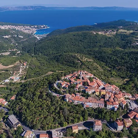 2 Bedroom Awesome In * Plomin